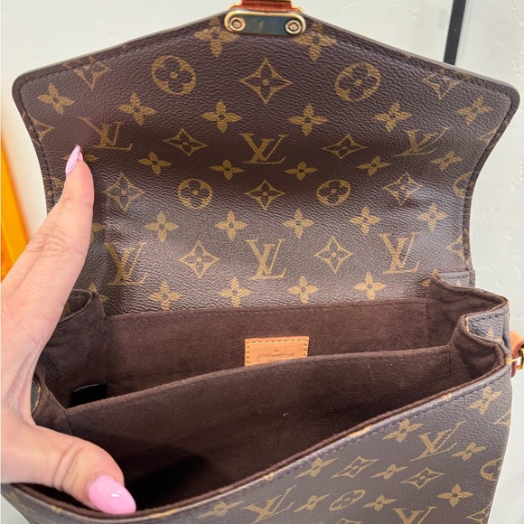 Louis Vuitton Brown Métis Pouchette Monogram Bag - Picture 8 of 11